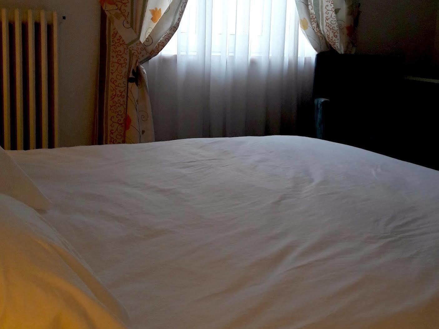 Hotel Restaurant Robichon Loray المظهر الخارجي الصورة